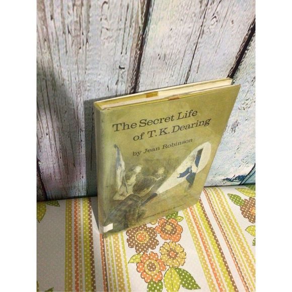 Vintage 1973 First Edition Book The Secret Life of T.K. Dearing by Jean Robinson - Picture 8 of 13